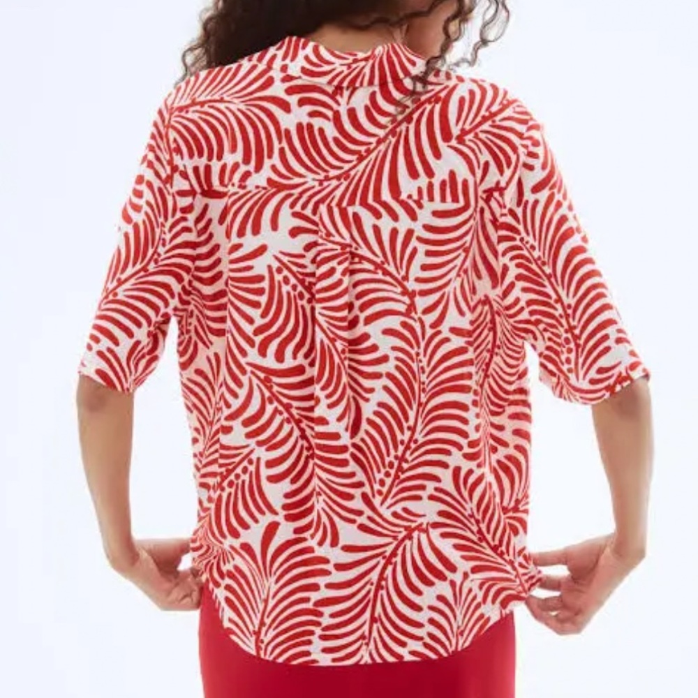 H&M Red and White Patterned Button Down Shirt - Picture 7 of 12